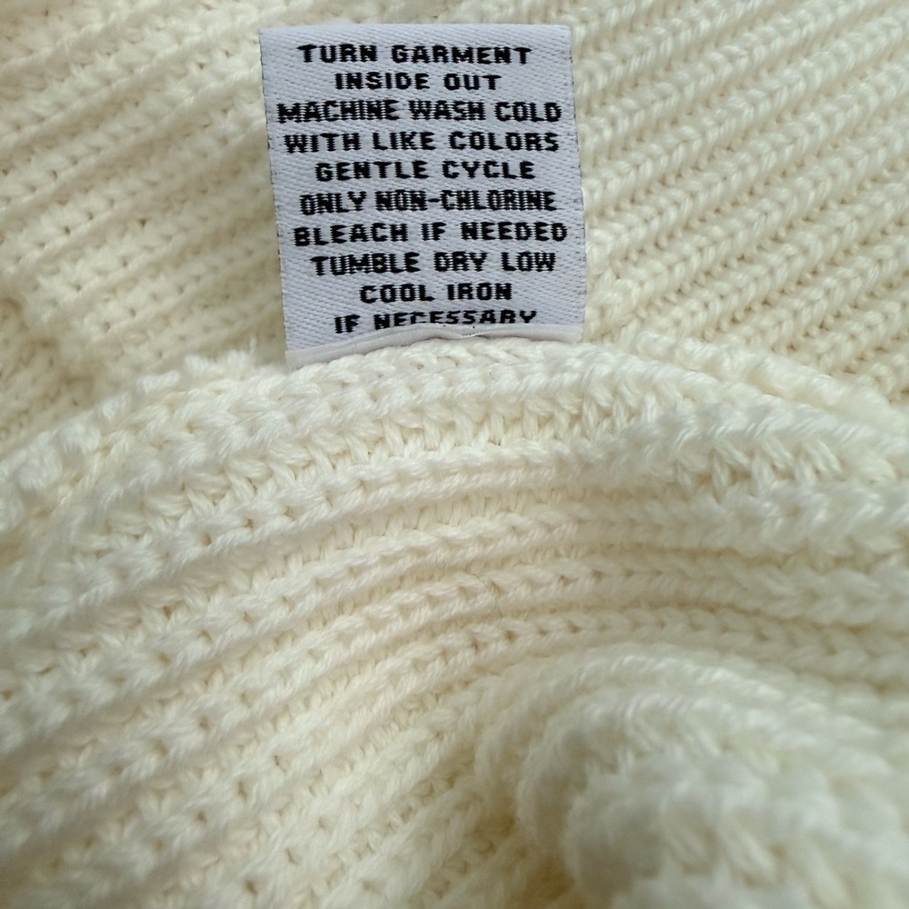 525 America 100% Cotton Distressed White Sweater Size Medium - Picture 7 of 8